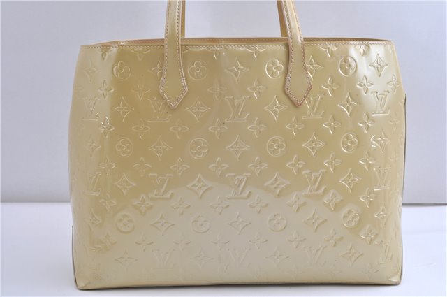 Authentic Louis Vuitton Vernis Wilshire MM Tote Hand Bag Ivory M91441 LV 7741F