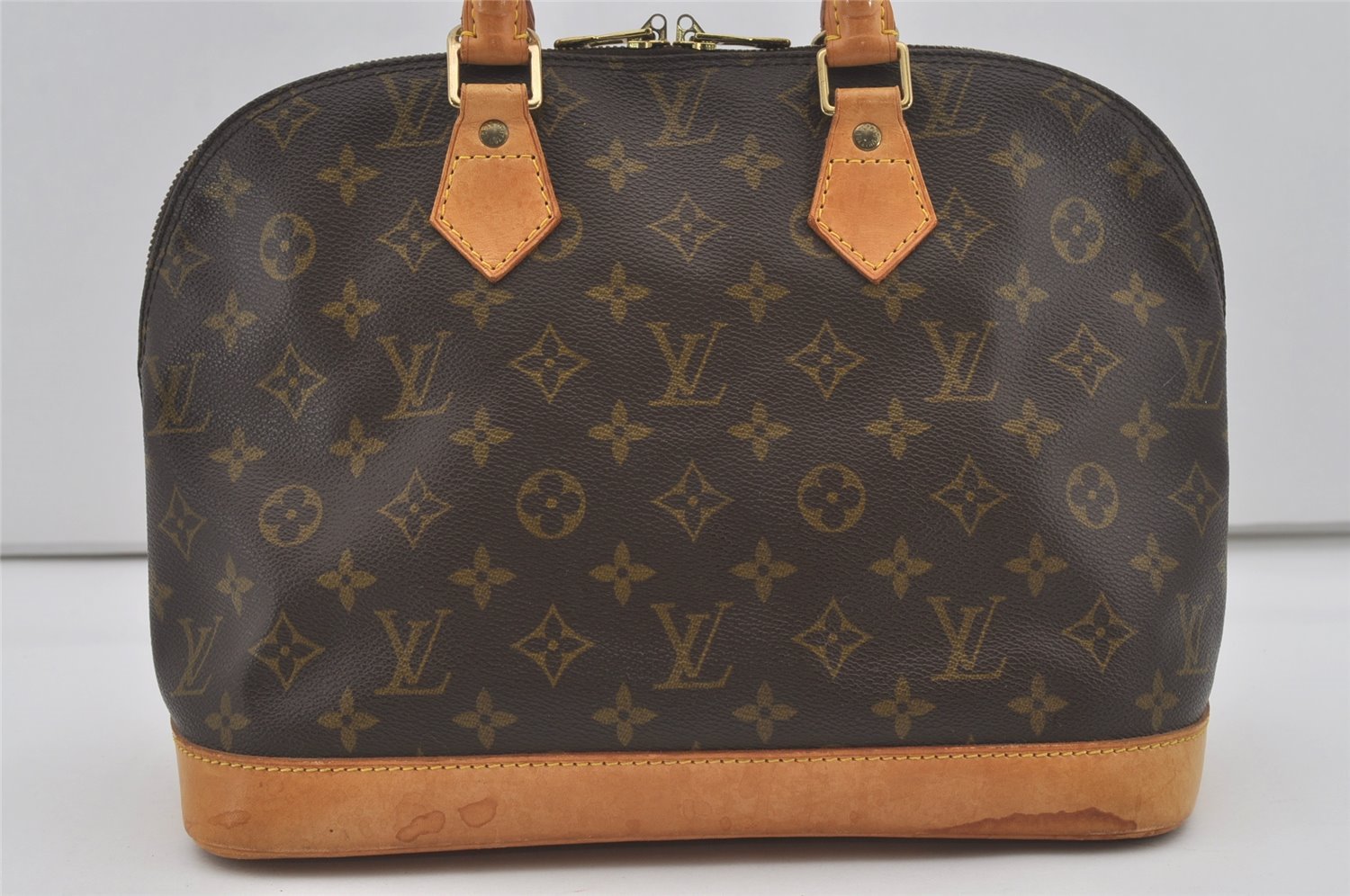 Authentic Louis Vuitton Monogram Alma Hand Bag Purse M51130 LV 7818I