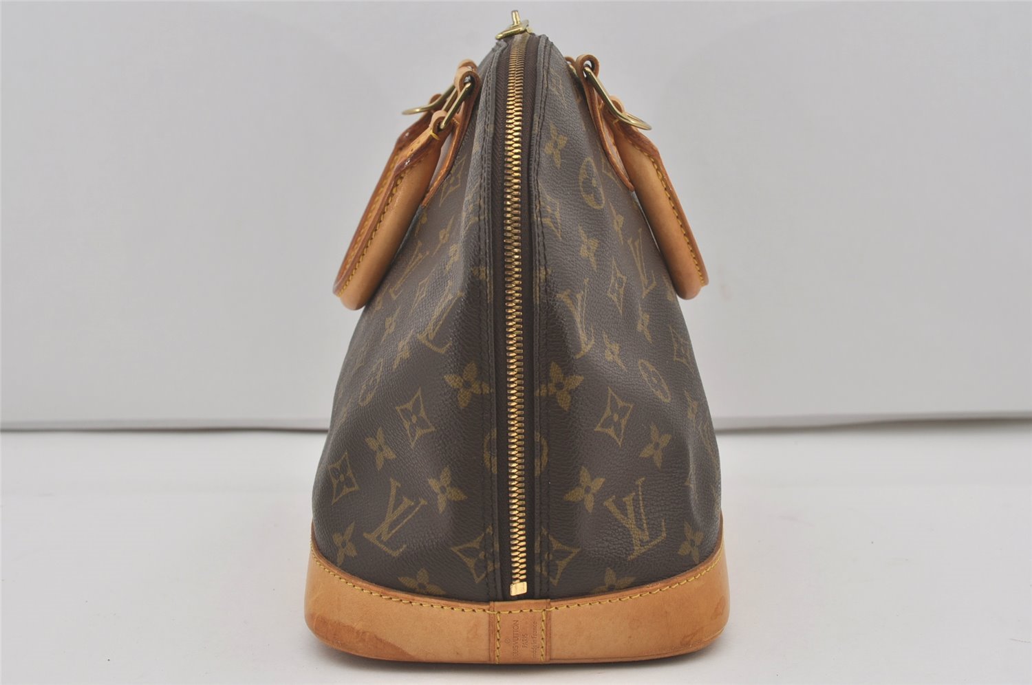 Authentic Louis Vuitton Monogram Alma Hand Bag Purse M51130 LV 7818I