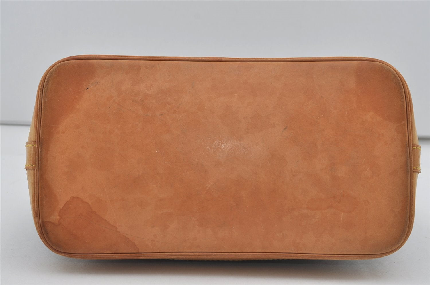 Authentic Louis Vuitton Monogram Alma Hand Bag Purse M51130 LV 7818I