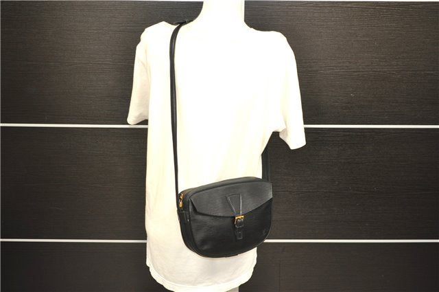Auth Louis Vuitton Epi Jeune Fille Shoulder Cross Body Bag Black M52152 LV 7827D