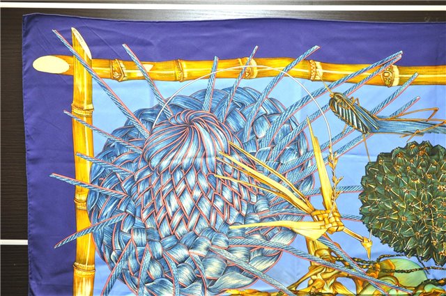 Authentic HERMES Carre 90 Scarf 