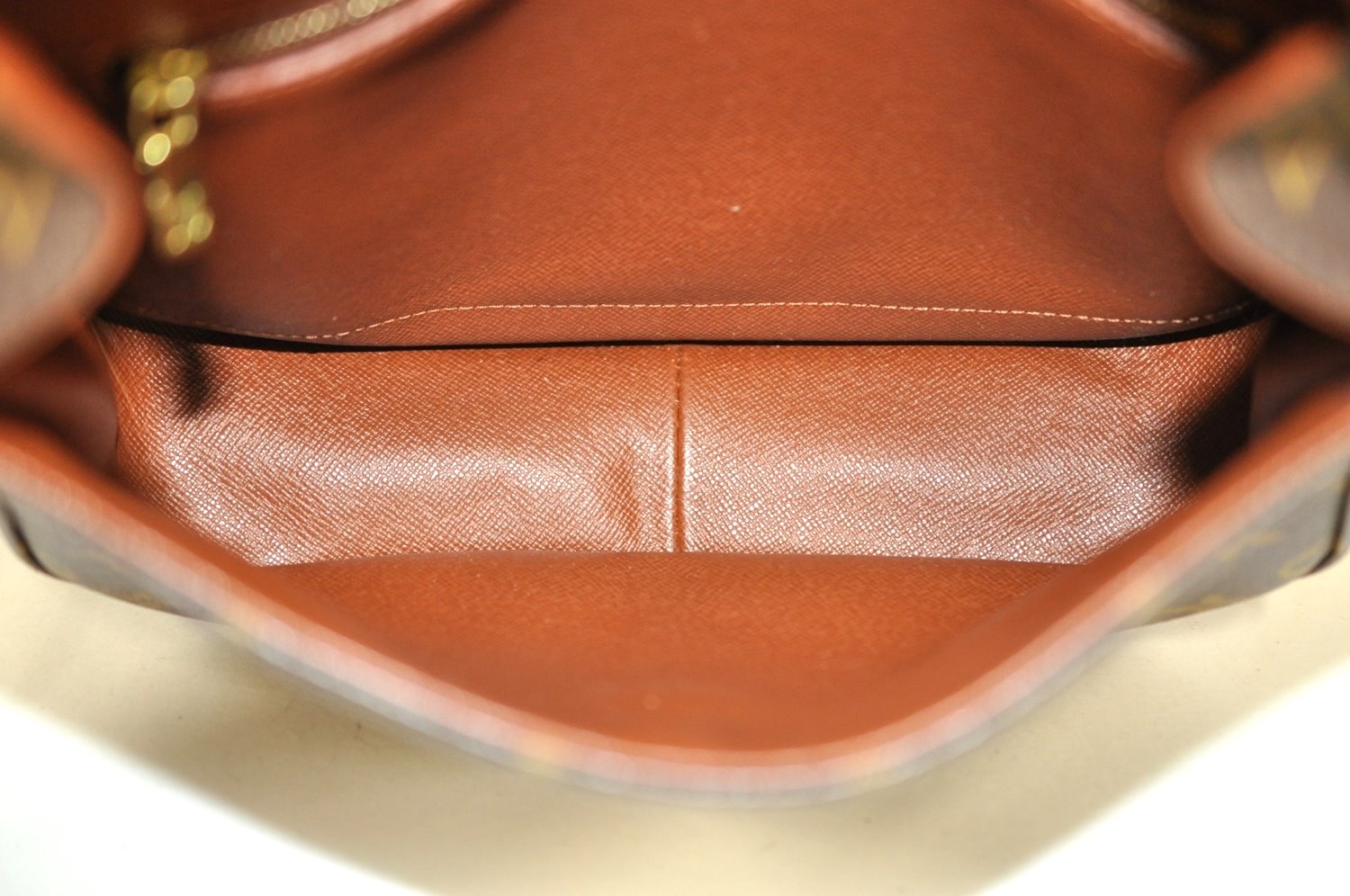 Authentic Louis Vuitton Monogram Saint Cloud GM M51242 Shoulder Cross Bag 7839F