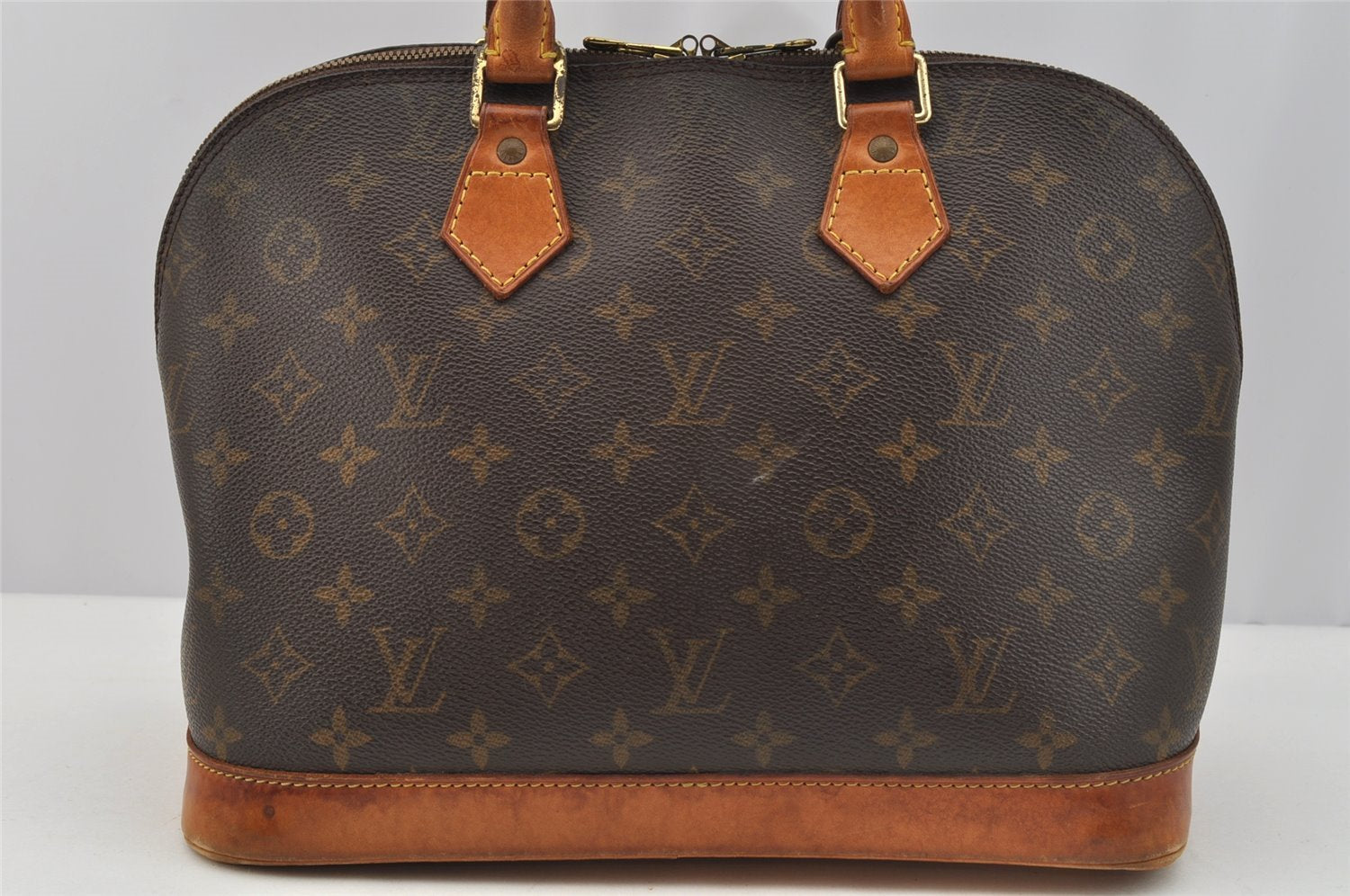 Authentic Louis Vuitton Monogram Alma Hand Bag Purse M51130 LV 7842I