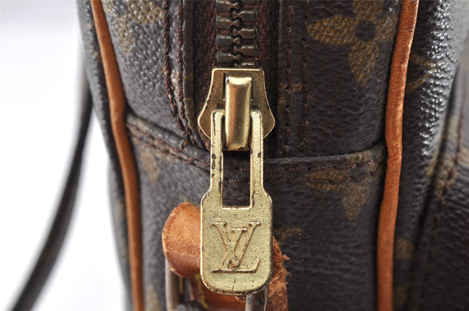 Authentic Louis Vuitton Monogram Amazone Shoulder Cross Body Bag M45236 LV 7843I