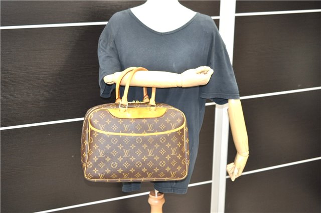 Authentic LOUIS VUITTON Monogram Deauville Hand Bag Purse M47270 LV 7845C