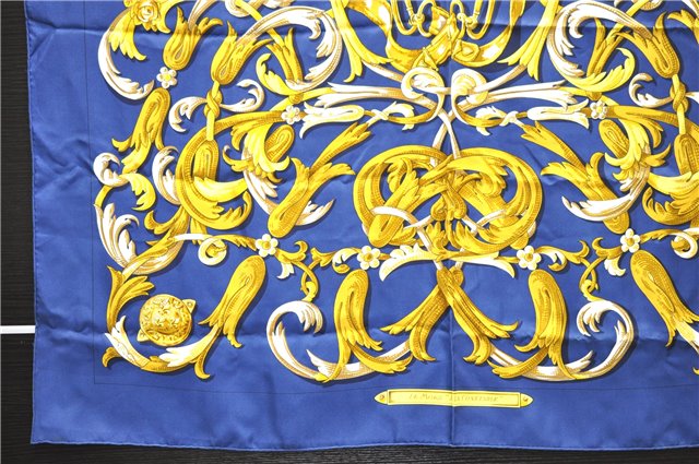 Authentic HERMES Carre 90 Scarf 