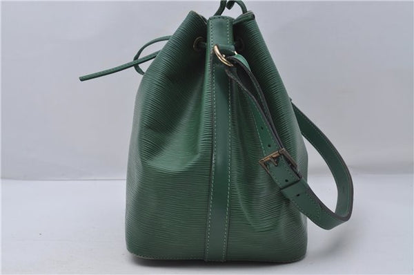 Authentic Louis Vuitton Epi Petit Noe Shoulder Bag Green M44104 LV 7899D