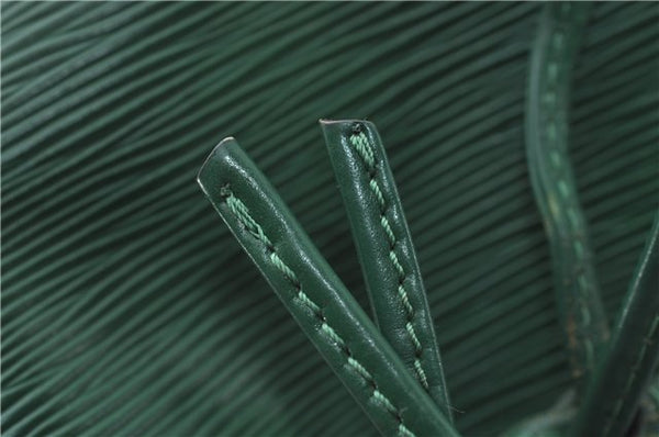 Authentic Louis Vuitton Epi Petit Noe Shoulder Bag Green M44104 LV 7899D