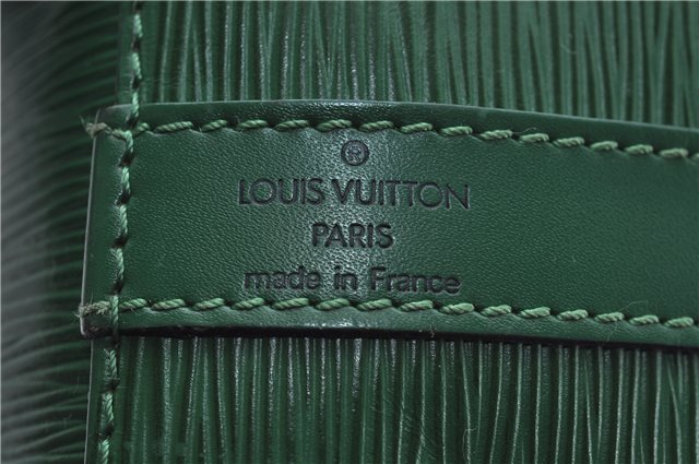 Authentic Louis Vuitton Epi Petit Noe Shoulder Bag Green M44104 LV 7899D