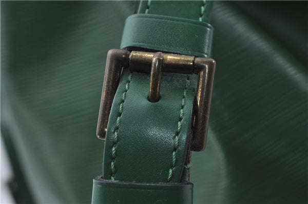 Authentic Louis Vuitton Epi Petit Noe Shoulder Bag Green M44104 LV 7899D