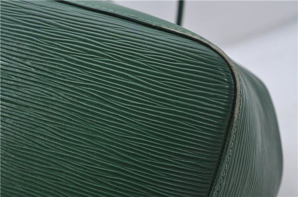 Authentic Louis Vuitton Epi Petit Noe Shoulder Bag Green M44104 LV 7899D