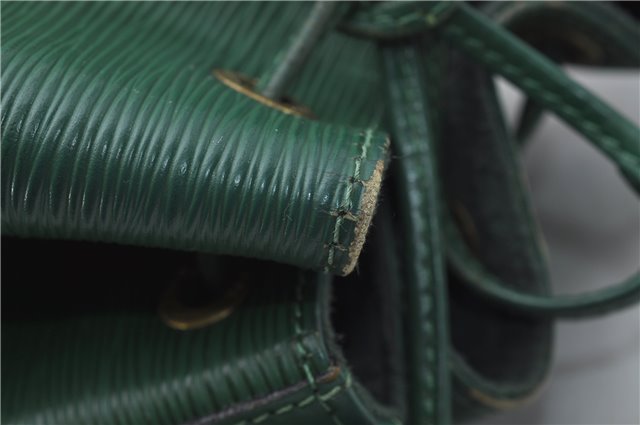 Authentic Louis Vuitton Epi Petit Noe Shoulder Bag Green M44104 LV 7899D