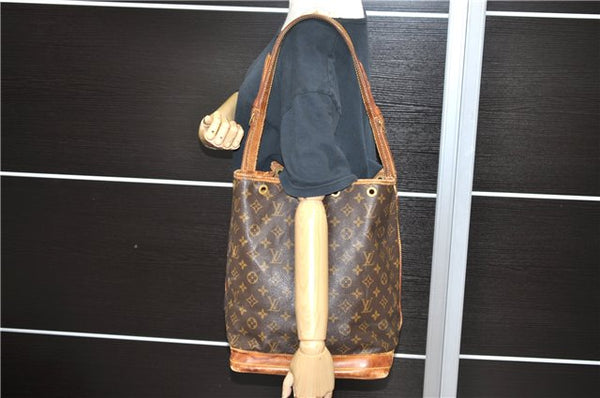 Authentic LOUIS VUITTON Monogram Noe Shoulder Bag M42224 LV 7900C