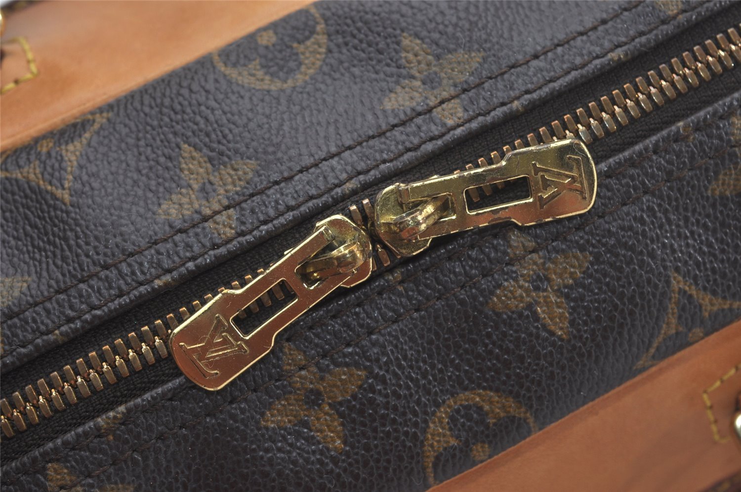 Authentic Louis Vuitton Monogram Deauville Hand Bag M47270 LV 7905I