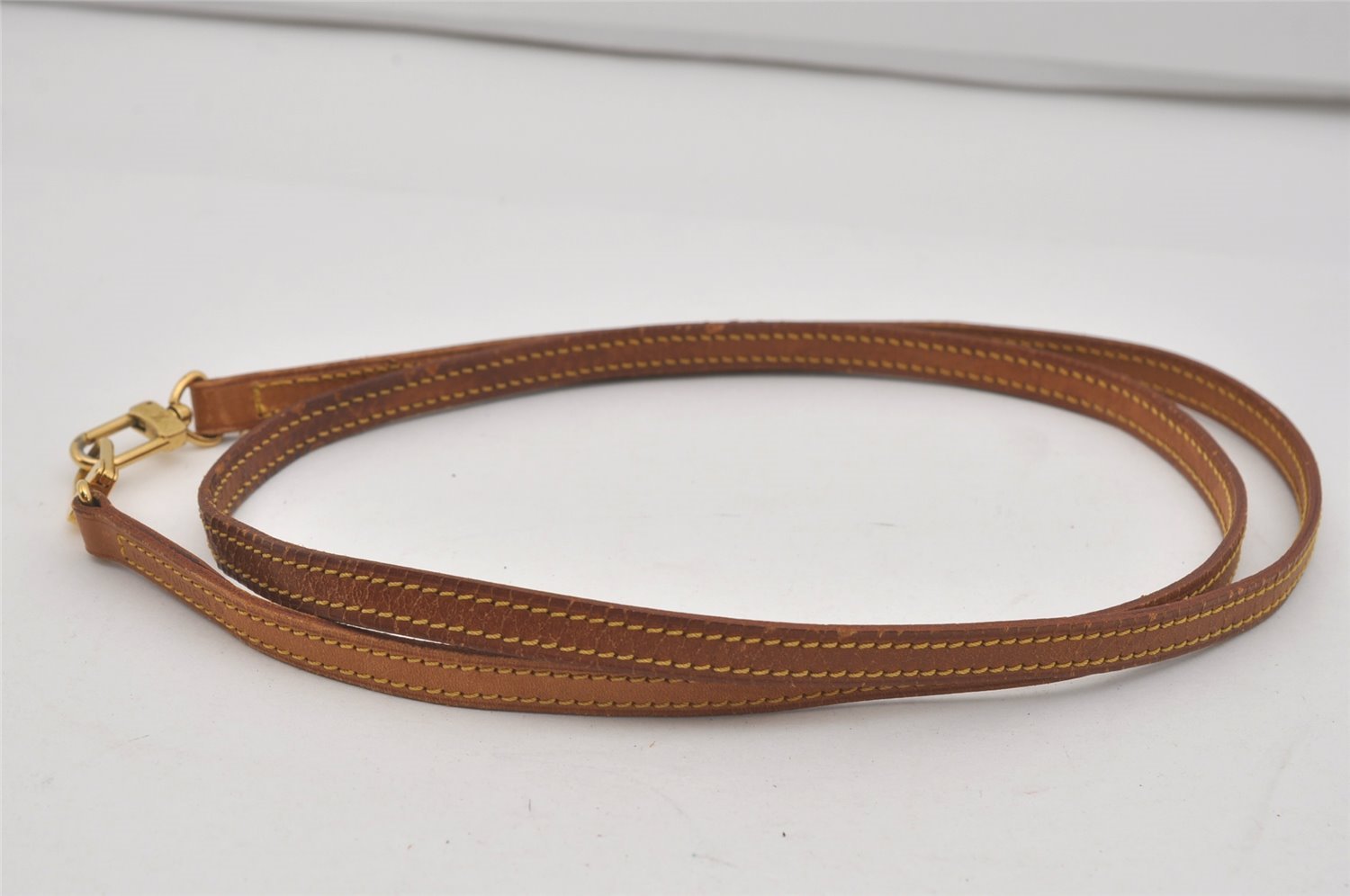 Authentic Louis Vuitton Leather Shoulder Strap Beige 48