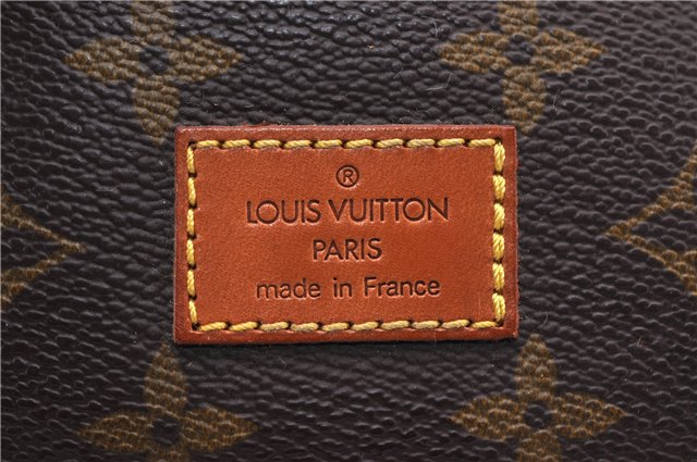 Auth LOUIS VUITTON Monogram Saumur 30 Shoulder Cross Body Bag M42256 Junk 7925C