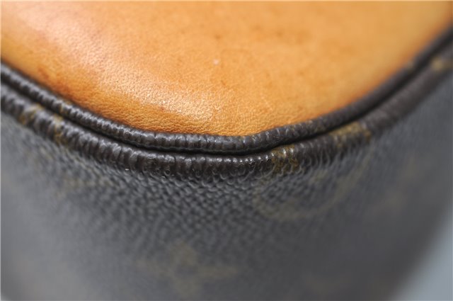 Authentic Louis Vuitton Monogram Boulogne 30 Shoulder Cross Bag M52165 LV 7966E