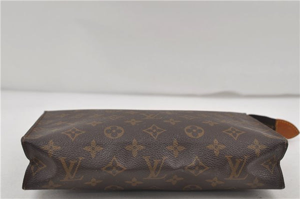 Auth Louis Vuitton Monogram Poche Toilette 26 Cosmetics Pouch Old Model LV 7980D