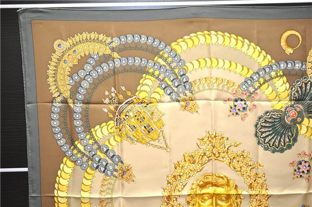 Authentic HERMES Carre 90 Scarf 