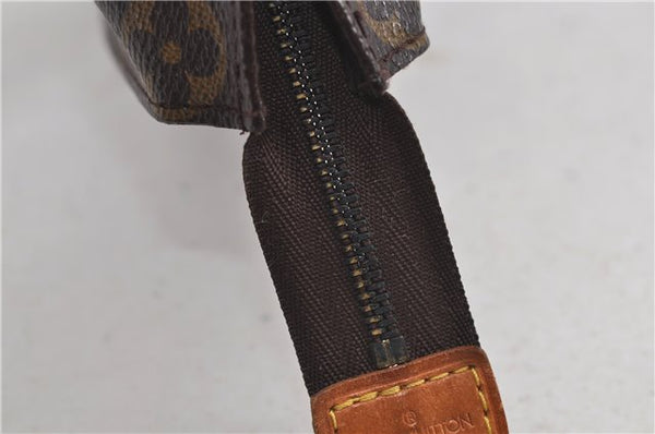 Auth Louis Vuitton Monogram Poche Toilette 26 Cosmetics Pouch Old Model LV 7998D