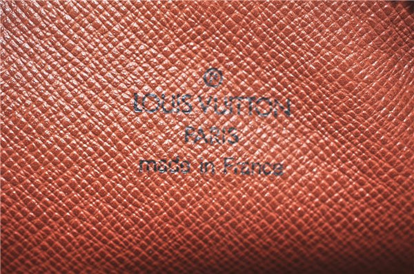 Authentic Louis Vuitton Monogram Papillon 26 Hand Bag Old Model LV 7999E