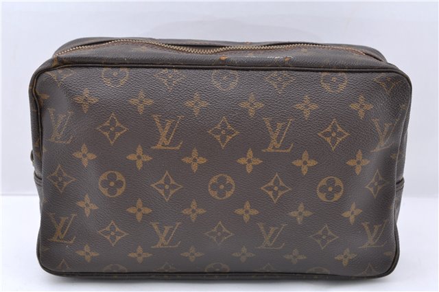 Auth LOUIS VUITTON Monogram Trousse Toilette 28 Clutch Hand Bag M47522 LV 8022C