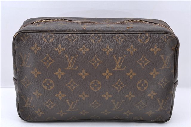 Auth LOUIS VUITTON Monogram Trousse Toilette 28 Clutch Hand Bag M47522 LV 8022C