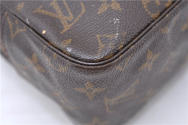 Auth LOUIS VUITTON Monogram Trousse Toilette 28 Clutch Hand Bag M47522 LV 8022C