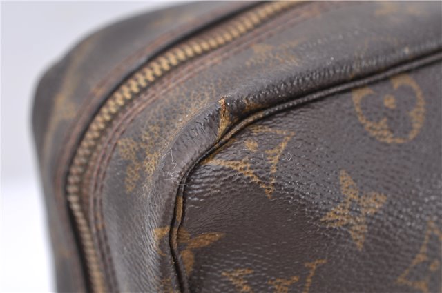 Auth LOUIS VUITTON Monogram Trousse Toilette 28 Clutch Hand Bag M47522 LV 8022C