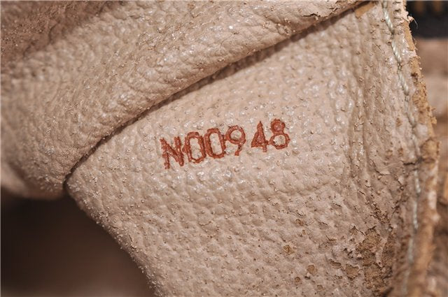 Auth LOUIS VUITTON Monogram Trousse Toilette 28 Clutch Hand Bag M47522 LV 8022C