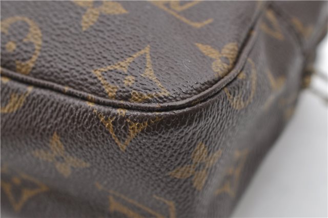 Auth LOUIS VUITTON Monogram Trousse Toilette 28 Clutch Hand Bag M47522 LV 8031C