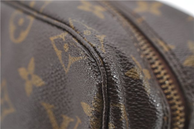 Auth LOUIS VUITTON Monogram Trousse Toilette 28 Clutch Hand Bag M47522 LV 8031C