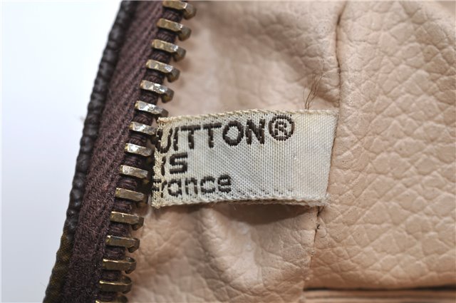 Auth LOUIS VUITTON Monogram Trousse Toilette 28 Clutch Hand Bag M47522 LV 8031C