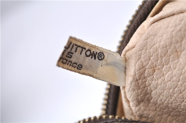 Auth Louis Vuitton Monogram Trousse Toilette 23 Clutch Hand Bag M47524 LV 8047D