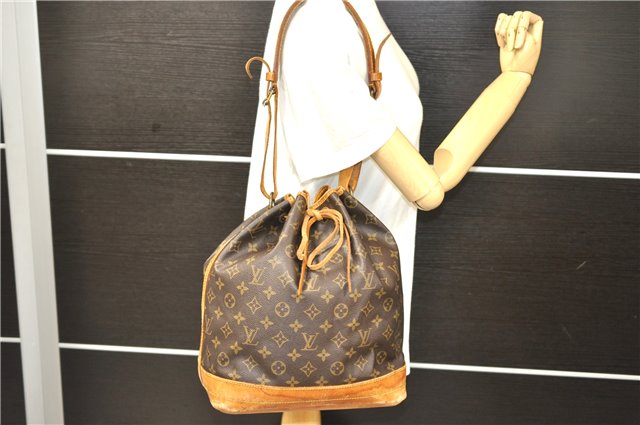 Authentic LOUIS VUITTON Monogram Noe Shoulder Bag M42224 LV 8059C