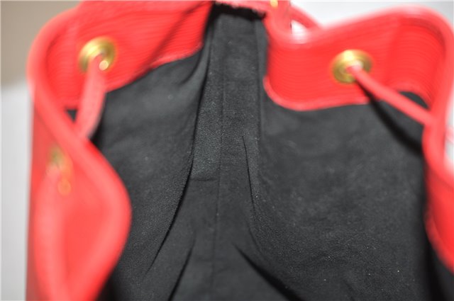 Authentic Louis Vuitton Epi Noe Shoulder Drawstring Bag Red M44007 LV 8059E