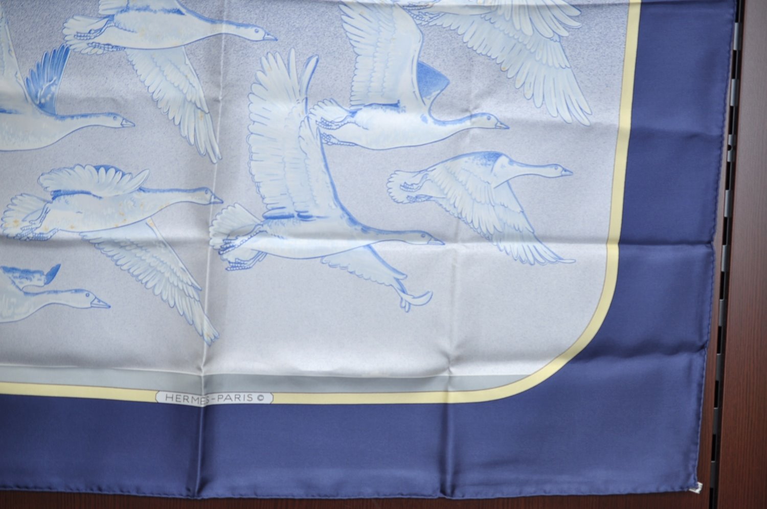 Authentic HERMES Carre 90 Scarf 