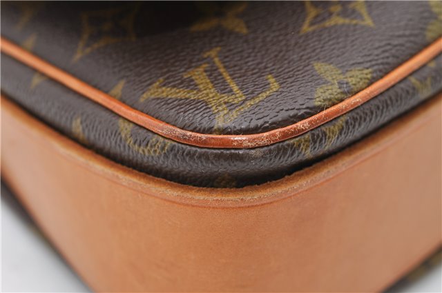 Auth LOUIS VUITTON Monogram Cartouchiere GM Shoulder Cross Bag Old Model 8089C