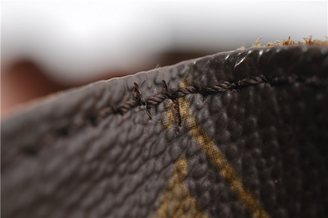 Auth LOUIS VUITTON Monogram Cartouchiere GM Shoulder Cross Bag Old Model 8089C