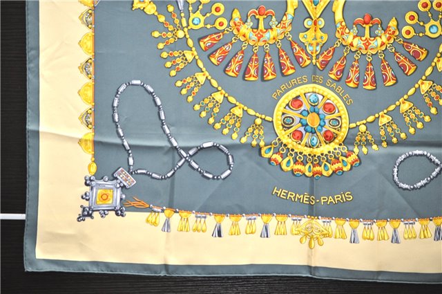 Authentic HERMES Carre 90 Scarf 