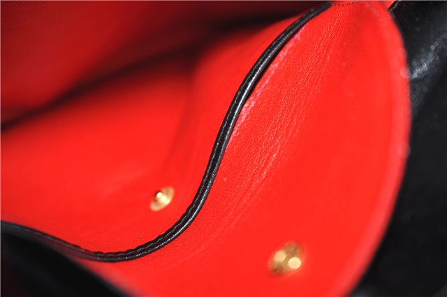 Authentic GUCCI Vintage Shoulder Hand Bag Purse Leather Black 8114D