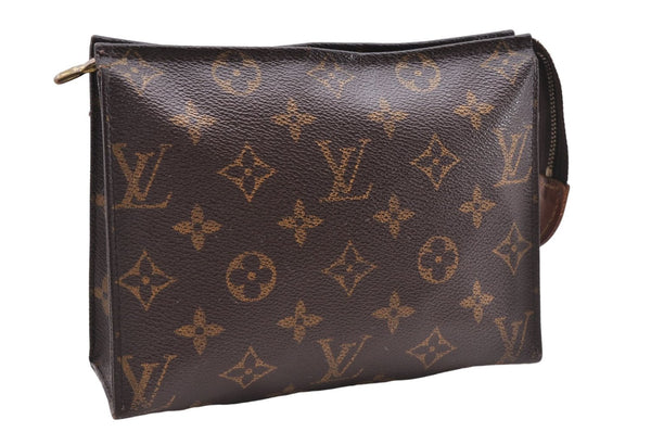 Auth Louis Vuitton Monogram Trousse Toilette 18 Clutch Hand Bag M47526 LV 8149D