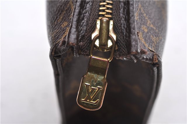 Auth Louis Vuitton Monogram Trousse Toilette 18 Clutch Hand Bag M47526 LV 8149D