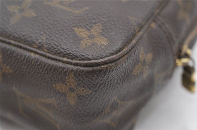 Auth LOUIS VUITTON Monogram Trousse Toilette 23 Clutch Hand Bag M47524 LV 8156C