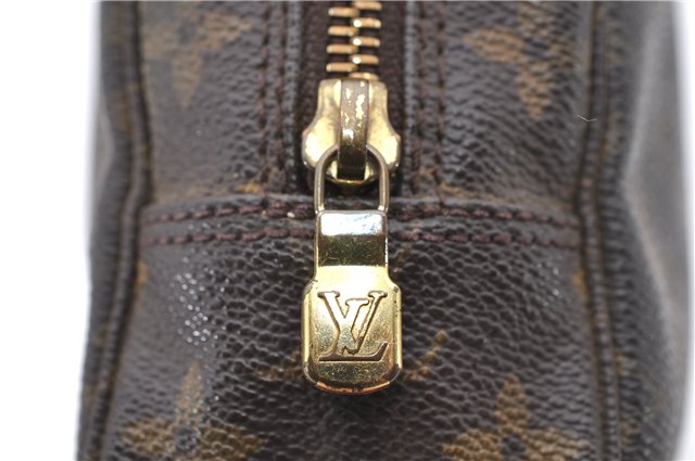 Auth LOUIS VUITTON Monogram Trousse Toilette 23 Clutch Hand Bag M47524 LV 8156C