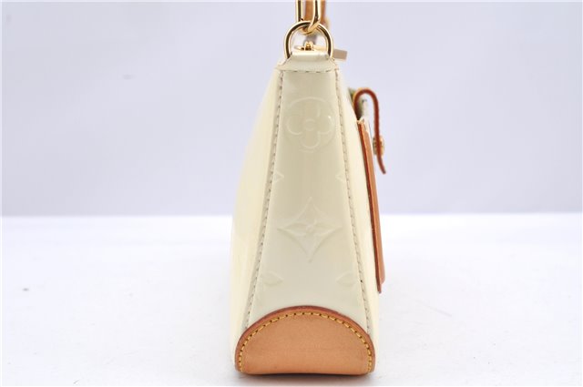 Authentic Louis Vuitton Vernis Mallory Square Shoulder Bag Ivory M91333 LV 8165F