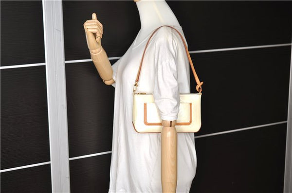 Authentic Louis Vuitton Vernis Mallory Square Shoulder Bag Ivory M91333 LV 8165F