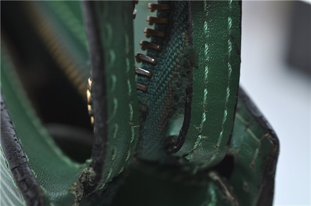 Auth Louis Vuitton Epi Saint Jacques Shopping Shoulder Bag Green M52264 LV 8198D