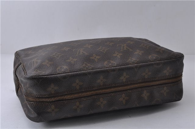 Auth Louis Vuitton Monogram Trousse Toilette 28 Clutch Hand Bag M47522 LV 8211D